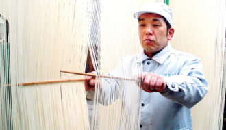 三輪素麺 乾製麺所